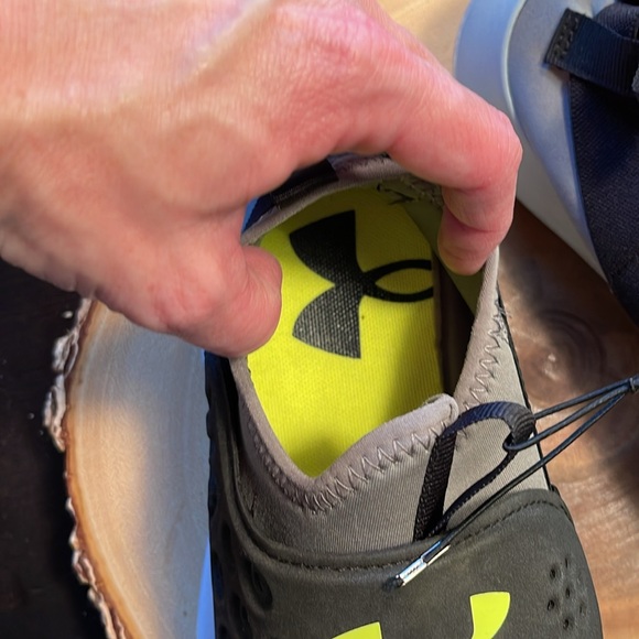 Under Armour slip on foam shoes, NWOT size 7Y gray, and black - Picture 8 of 11